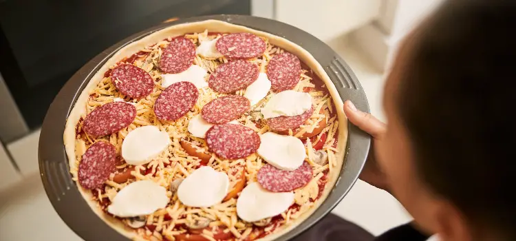 pizza pan with holes