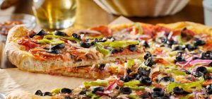 How Many Calories Are In A Costco Combo Pizza Slice? - The Pizza Calc