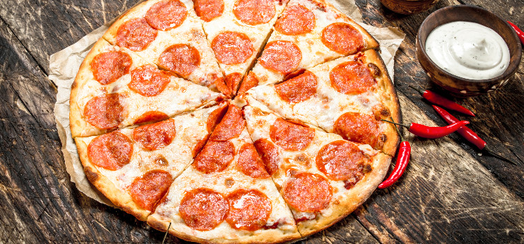 thin crust pepperoni pizza
